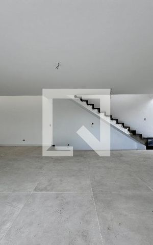 Casa de condomínio à venda com 531m², 4 quartos e 4 vagasSala