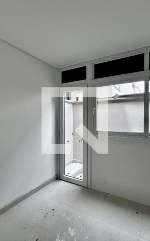 Casa de condomínio à venda com 531m², 4 quartos e 4 vagasÁrea de Serviço