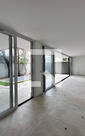 Casa de condomínio à venda com 531m², 4 quartos e 4 vagasCozinha