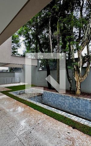Casa de condomínio à venda com 531m², 4 quartos e 4 vagasQuintal