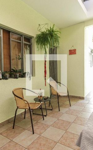 Casa à venda com 376m², 4 quartos e 4 vagas Casa à venda com 376m², 4 quartos e 4 vagasÁrea Externa