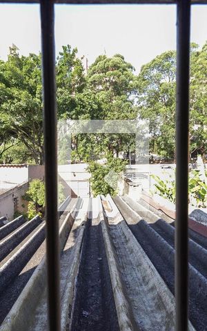 Casa à venda com 376m², 4 quartos e 4 vagas Casa à venda com 376m², 4 quartos e 4 vagasVista do Quarto 4