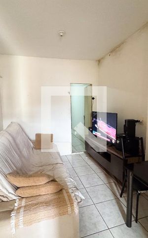 Casa de condomínio à venda com 360m², 3 quartos e 4 vagas Casa de condomínio à venda com 360m², 3 quartos e 4 vagasSala