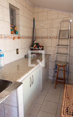 Casa para alugar com 165m², 2 quartos e 6 vagas Casa para alugar com 165m², 2 quartos e 6 vagasÁREA DE SERVIÇO