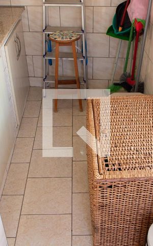 Casa para alugar com 165m², 2 quartos e 6 vagas Casa para alugar com 165m², 2 quartos e 6 vagasÁREA DE SERVIÇO