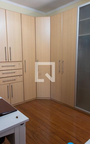 Casa para alugar com 165m², 2 quartos e 6 vagas Casa para alugar com 165m², 2 quartos e 6 vagasQUARTO 1