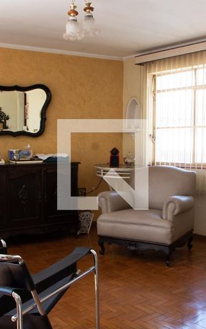 Casa para alugar com 165m², 2 quartos e 6 vagas Casa para alugar com 165m², 2 quartos e 6 vagasSALA