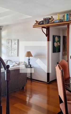 Apartamento à venda com 166m², 3 quartos e 2 vagas Apartamento à venda com 166m², 3 quartos e 2 vagasSala