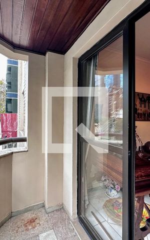 Apartamento à venda com 60m², 1 quarto e 1 vaga Apartamento à venda com 60m², 1 quarto e 1 vagaSacada