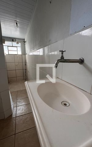 Casa à venda com 568m², 11 quartos e 3 vagas Casa à venda com 568m², 11 quartos e 3 vagasBanheiro Casa 2