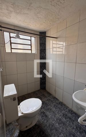 Casa à venda com 568m², 11 quartos e 3 vagas Casa à venda com 568m², 11 quartos e 3 vagasBanheiro do Quarto 1 Casa 3