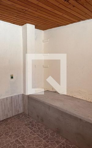 Casa à venda com 568m², 11 quartos e 3 vagas Casa à venda com 568m², 11 quartos e 3 vagasQuarto 2 - Casa 2