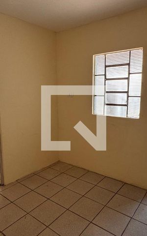 Casa à venda com 568m², 11 quartos e 3 vagas Casa à venda com 568m², 11 quartos e 3 vagasQuarto 1 Casa 3
