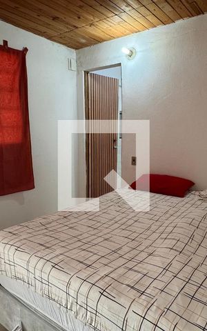 Casa à venda com 568m², 11 quartos e 3 vagas Casa à venda com 568m², 11 quartos e 3 vagasQuarto 1 - Casa 1