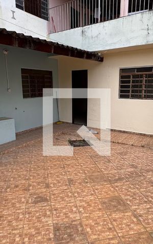 Casa à venda com 568m², 11 quartos e 3 vagas Casa à venda com 568m², 11 quartos e 3 vagasÁrea Externa