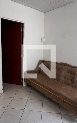 Casa à venda com 568m², 11 quartos e 3 vagas Casa à venda com 568m², 11 quartos e 3 vagasSala - Casa 1