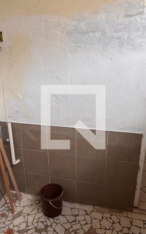 Casa à venda com 568m², 11 quartos e 3 vagas Casa à venda com 568m², 11 quartos e 3 vagasÁrea de Serviço - Casa 1