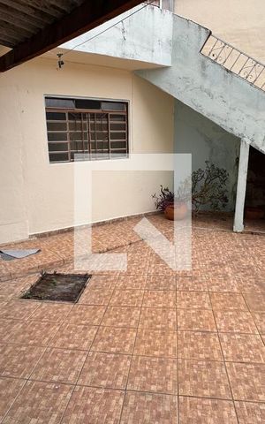 Casa à venda com 568m², 11 quartos e 3 vagas Casa à venda com 568m², 11 quartos e 3 vagasÁrea Externa