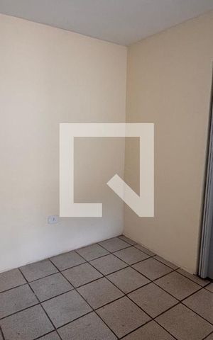 Casa à venda com 568m², 11 quartos e 3 vagas Casa à venda com 568m², 11 quartos e 3 vagasQuarto 1 Casa 3