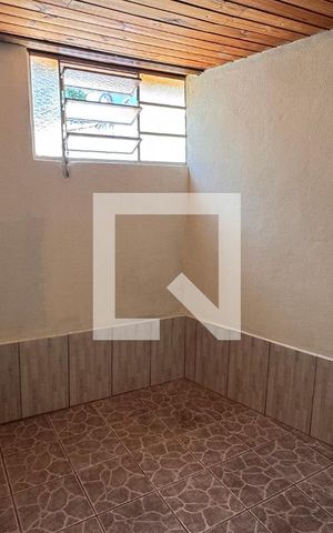 Casa à venda com 568m², 11 quartos e 3 vagas Casa à venda com 568m², 11 quartos e 3 vagasQuarto 2 - Casa 2