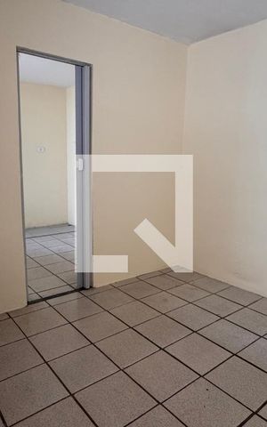 Casa à venda com 568m², 11 quartos e 3 vagas Casa à venda com 568m², 11 quartos e 3 vagasCozinha Casa 3