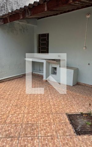 Casa à venda com 568m², 11 quartos e 3 vagas Casa à venda com 568m², 11 quartos e 3 vagasÁrea Externa