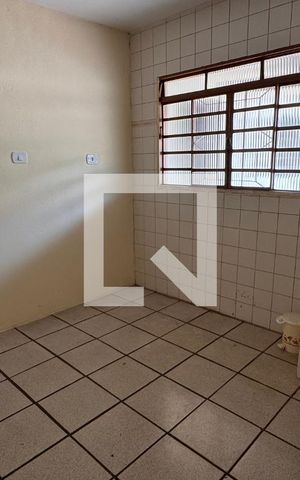 Casa à venda com 568m², 11 quartos e 3 vagas Casa à venda com 568m², 11 quartos e 3 vagasCozinha Casa 3