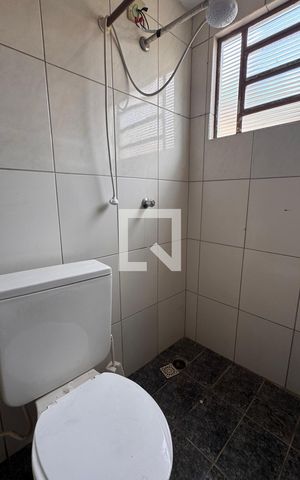 Casa à venda com 568m², 11 quartos e 3 vagas Casa à venda com 568m², 11 quartos e 3 vagasBanheiro do Quarto 1 Casa 3