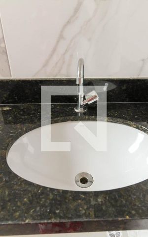 Apartamento para alugar com 32m², 1 quarto e sem vaga Apartamento para alugar com 32m², 1 quarto e sem vagaBanheiro