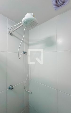 Apartamento para alugar com 24m², 1 quarto e sem vaga Apartamento para alugar com 24m², 1 quarto e sem vagaBanheiro da Suíte