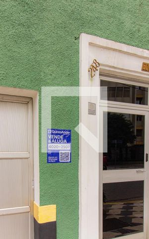 Apartamento à venda com 236m², 3 quartos e 1 vaga Apartamento à venda com 236m², 3 quartos e 1 vagaFachada