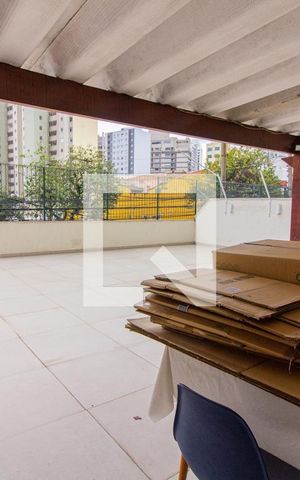 Apartamento à venda com 236m², 3 quartos e 1 vaga Apartamento à venda com 236m², 3 quartos e 1 vagaÁrea de Serviço / Varanda