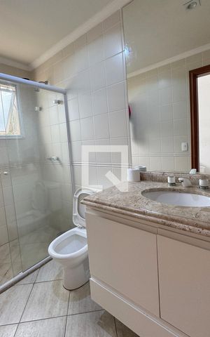 Apartamento à venda com 134m², 3 quartos e 2 vagasBanheiro da Suíte 3