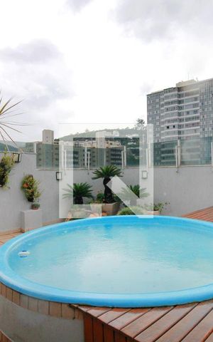 Apartamento à venda com 278m², 5 quartos e 3 vagasCobertura