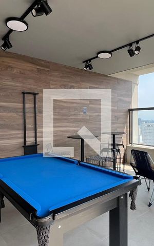 Studio à venda com 27m², 1 quarto e sem vaga Studio à venda com 27m², 1 quarto e sem vagaBar da piscina