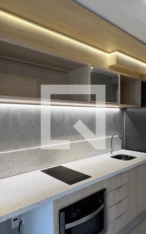 Studio à venda com 27m², 1 quarto e sem vaga Studio à venda com 27m², 1 quarto e sem vagaCozinha