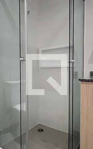 Studio à venda com 27m², 1 quarto e sem vaga Studio à venda com 27m², 1 quarto e sem vagaBanheiro