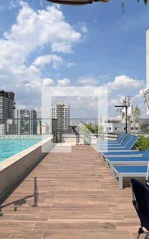 Studio à venda com 27m², 1 quarto e sem vaga Studio à venda com 27m², 1 quarto e sem vagaPiscina