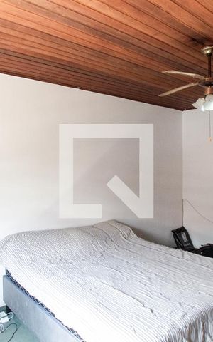 Casa de condomínio à venda com 180m², 4 quartos e 2 vagasQuarto 1