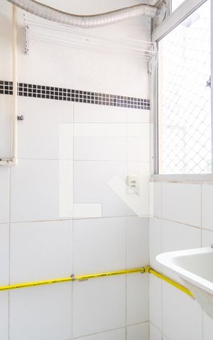 Apartamento à venda com 39m², 2 quartos e 1 vaga Apartamento à venda com 39m², 2 quartos e 1 vagaCozinha e Área de Serviço