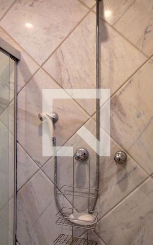 Apartamento à venda com 203m², 4 quartos e 3 vagasBanheiro
