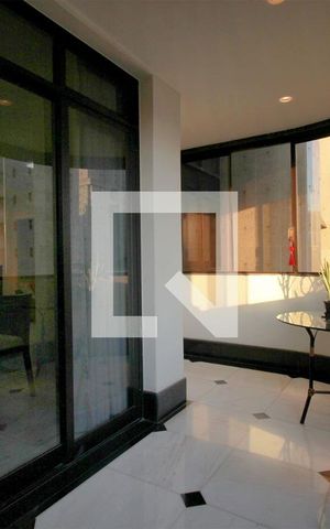 Apartamento à venda com 203m², 4 quartos e 3 vagasVaranda da Sala