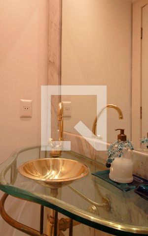 Apartamento à venda com 203m², 4 quartos e 3 vagasLavabo
