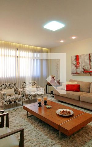 Apartamento à venda com 203m², 4 quartos e 3 vagasSala