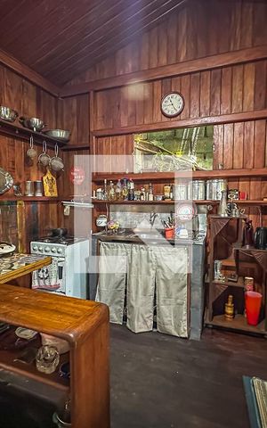 Casa à venda com 100m², 1 quarto e sem vaga Casa à venda com 100m², 1 quarto e sem vagaSala