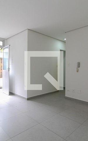 Apartamento para alugar com 45m², 2 quartos e sem vaga Apartamento para alugar com 45m², 2 quartos e sem vagaSala