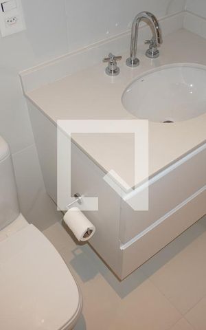 Apartamento para alugar com 82m², 2 quartos e 2 vagasSuíte 2 Banheiro