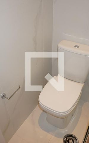 Apartamento para alugar com 82m², 2 quartos e 2 vagasBanheiro