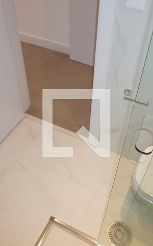 Apartamento para alugar com 82m², 2 quartos e 2 vagasBanheiro