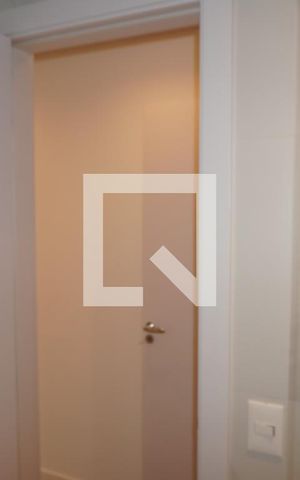 Apartamento para alugar com 82m², 2 quartos e 2 vagasBanheiro